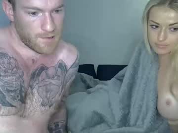 couple XXX Live Cams with mikeandhannah